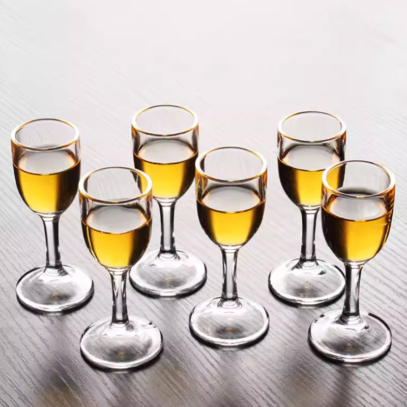 Wine Beer And Spirit - 6 Buah Set Gelas Anggur Kecil